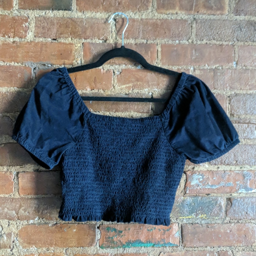 AEO Navy Velvet Crop Top